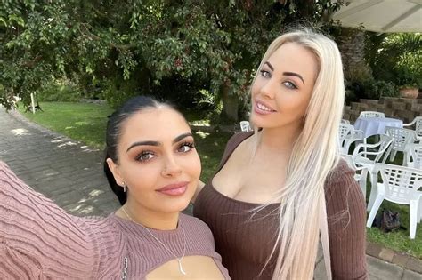 Evie and Tiahnee OnlyFans: Australian mum and daughter duo。